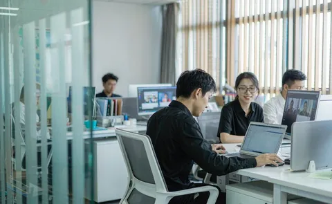 多场景办公